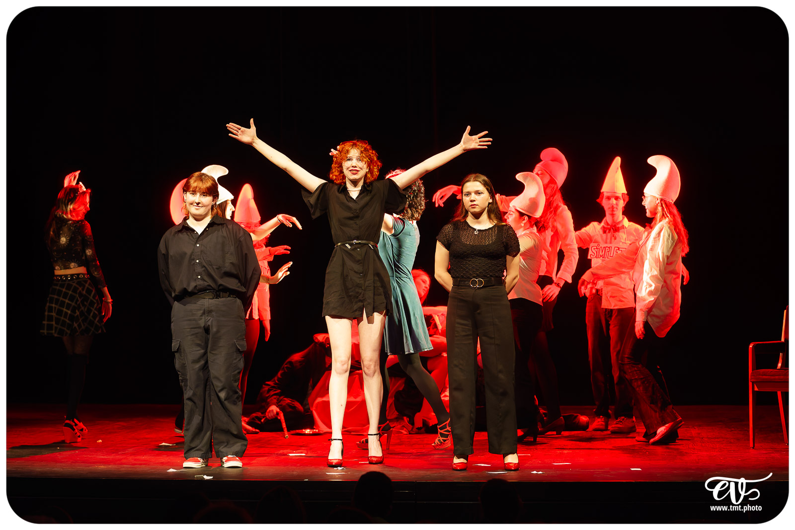 BLANCHE-NEIGE FOUTUE FORET